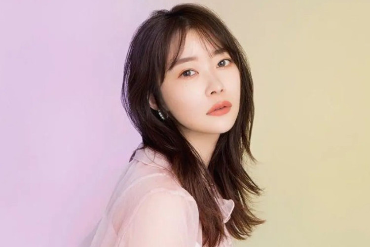 Skandal Sashihara Rino Eks AKB48 Viral, Minta Maaf! Cukur Rambut Sebagai Bentuk Penyesalan!