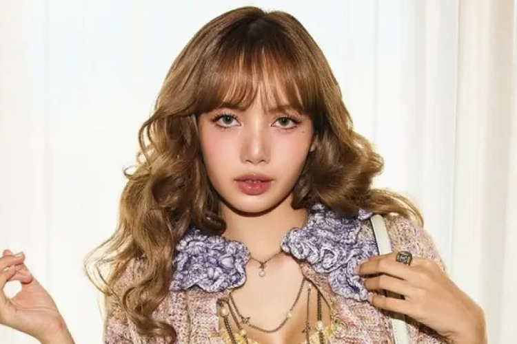 Blink Geger! Lisa BLACKPINK Terpantau Syuting Film 'TYGO' di Karst Citatah Bandung Barat Bareng Ma Dong Seok