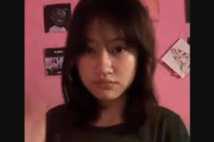 Video Julia Tokyo Viral di Twitter Jadi Sorotan Warganet, Lakukan Hal Aneh di Kamar 