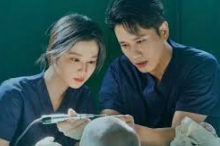 Link Nonton Drama China Have a Crush on You (2023) Episode 31 32 33 34 Sub Indo, Ning Zhi Qian Merawat Anaknya di Rumah Sakit