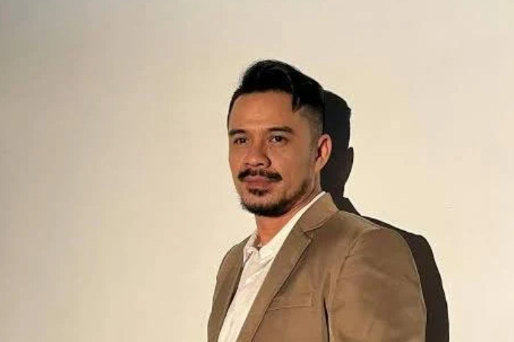 VIRAL! Profil dan Biodata Roby Tremonti Musisi yang Diduga Merupakan Sosok Asli Bobby dalam Broken Strings Aurelie Moeremans