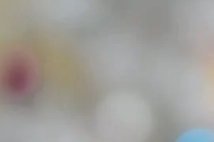 Video Asli Botol Makarizo Viral Tanpa Cut 7 Menit 4 Detik Bikin Salah Fokus Gara-Gara Gerakan Ini