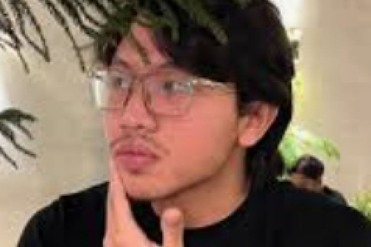 Siapa Resbob? Dari Gaya Santai sampai Basis Penonton Loyal, Ciri Khas Channel-nya dengan Gaya Apa Adanya